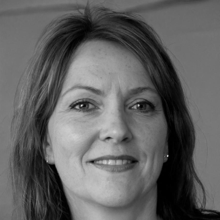 Elif Korkmaz, Lead Copywriter at Zephyaxon Lux